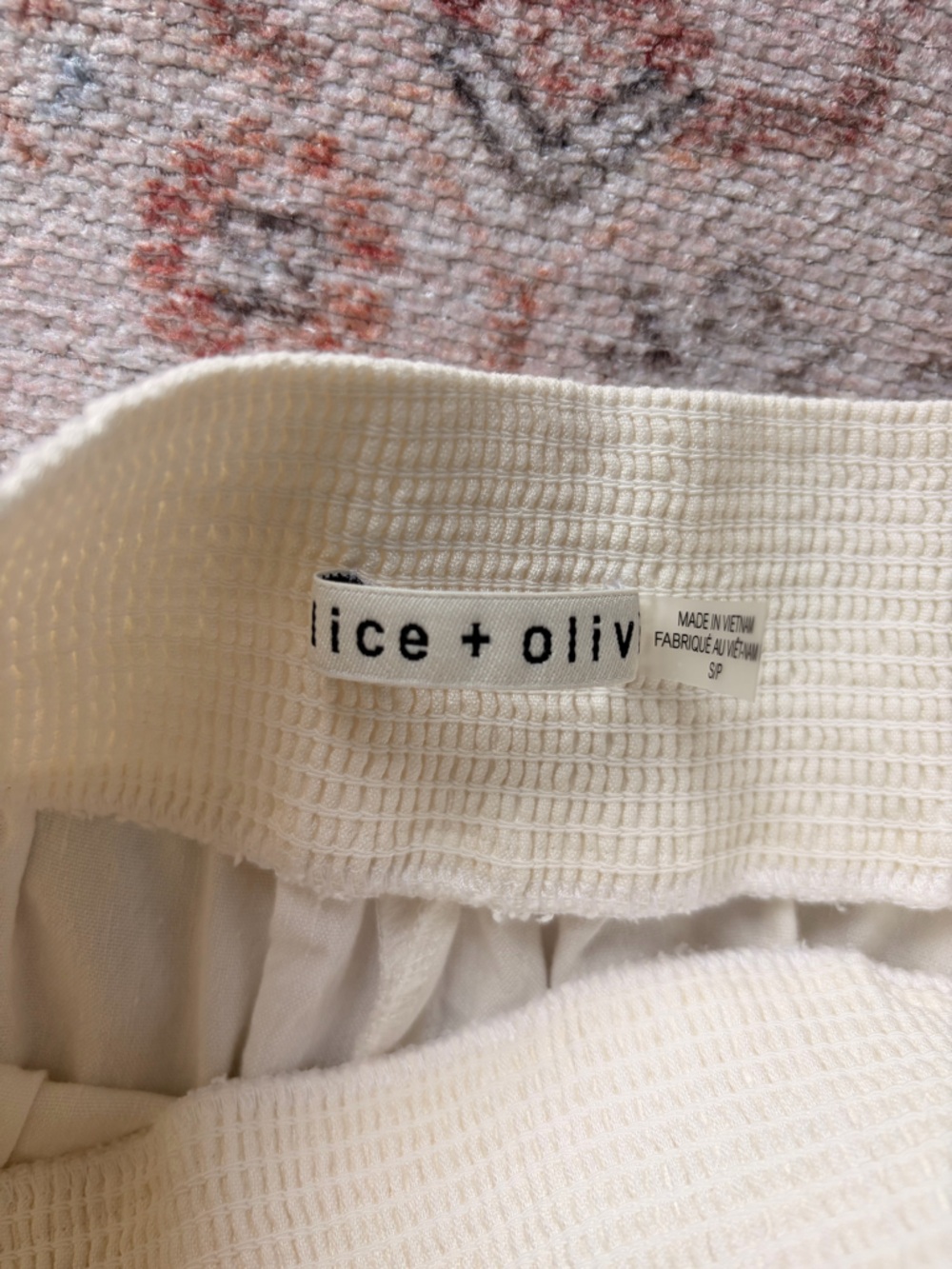Alice + Olivia wide leg pants - Picture 7 of 8